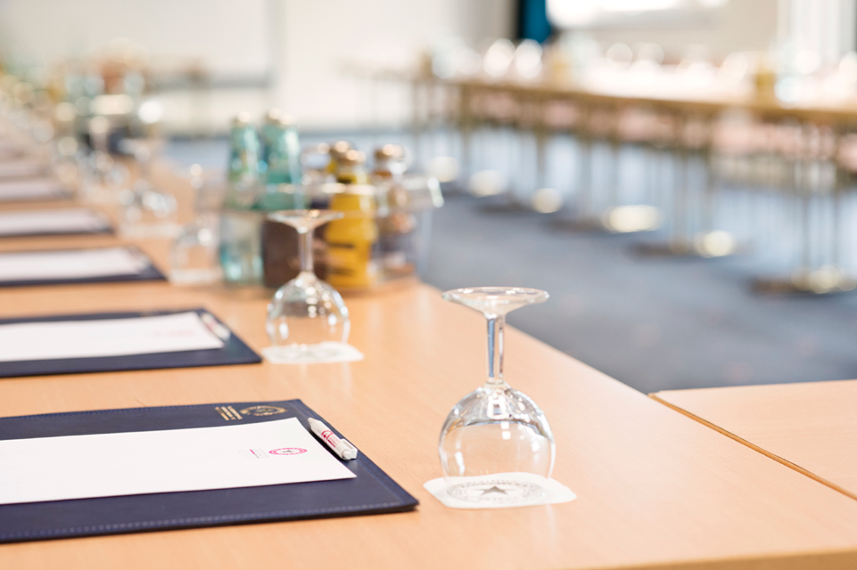 Mit Partnerbörse und Hollywood-Flair – Jahrestagungdes Bundesverbandes Business Center in Berlin.