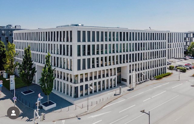 Unit Excellent Businesscenter GmbH & Co.KG – Mannheim - Bild 1